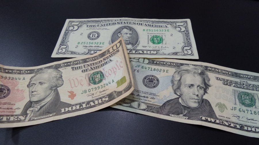 Alta do dólar afeta a economia