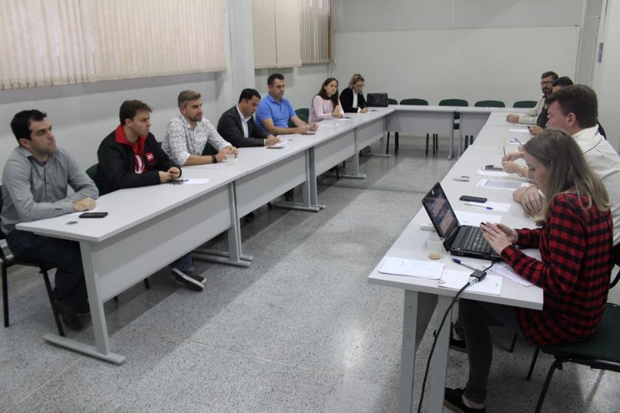 Conselho de Núcleos da ACIRS discute plano de comunicação