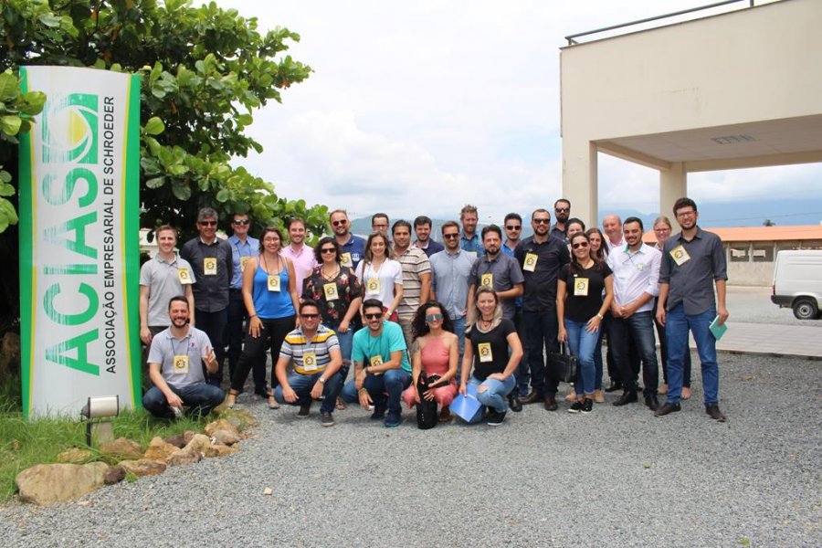 Núcleo de Jovens Empreendedores da ACIRS participa de assembleia em Schroeder