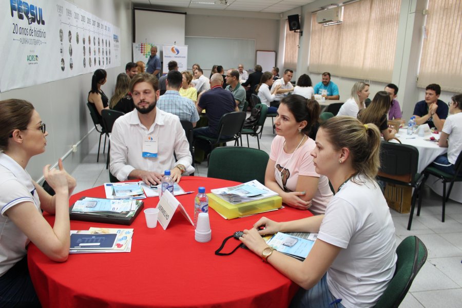 ACIRS realiza evento para geração de negócios entre associados