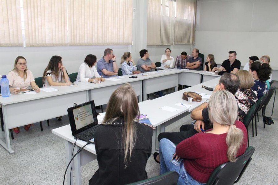 Núcleo de Gastronomia da ACIRS promove conversa sobre eSocial