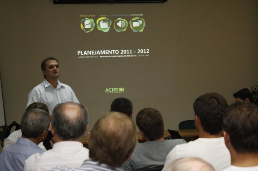 Diretores da ACIRS cumprem agenda em Florianópolis