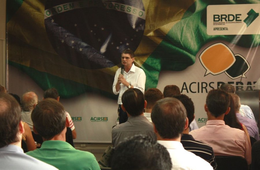 Prefeito municipal participa do ACIRS Debate