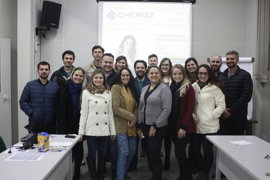 Empresa Chemizz apresenta case ao Núcleo de E-commerce