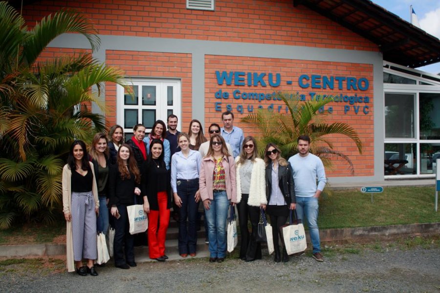 Núcleo de Arquitetos da ACIRS faz visita técnica a Weiku