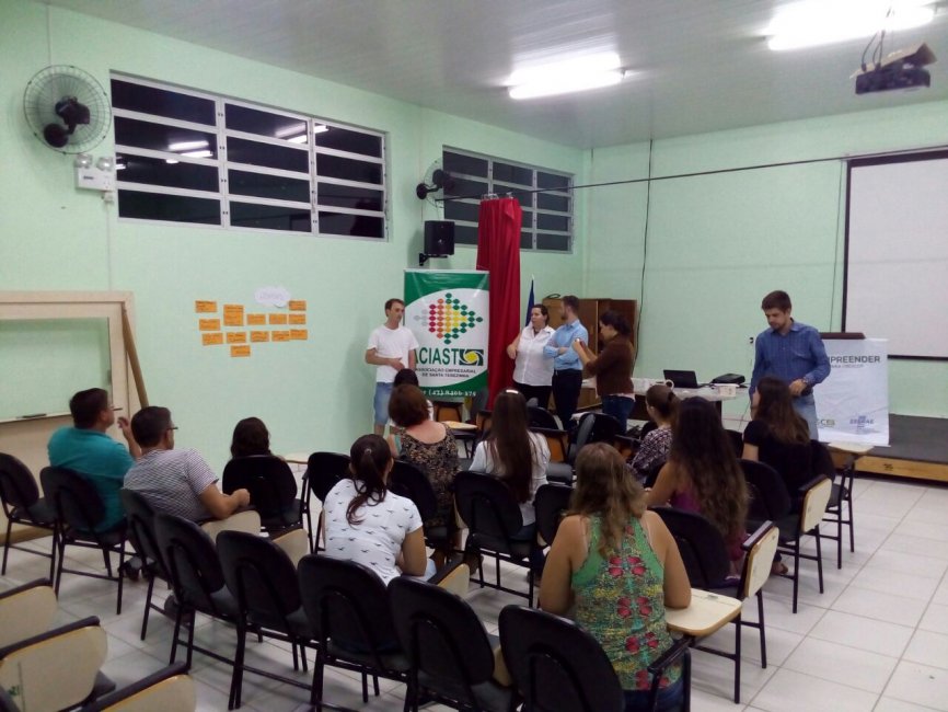 Nucleados da ACIRS participam de encontro em Santa Terezinha