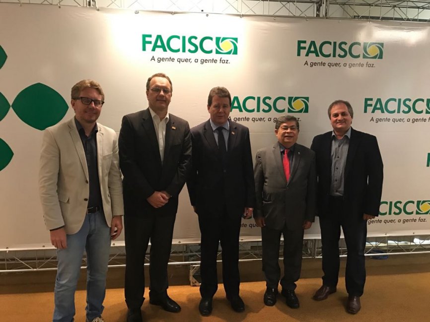 Presidente da ACIRS participa da primeira reunião de diretoria da FACISC